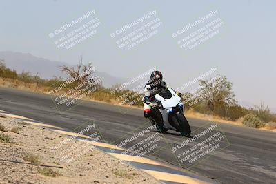 media/Mar-28-2022-Superbike Trackdays (Mon) [[b8603d0f67]]/Open Track Time/Turn 3 Inside/